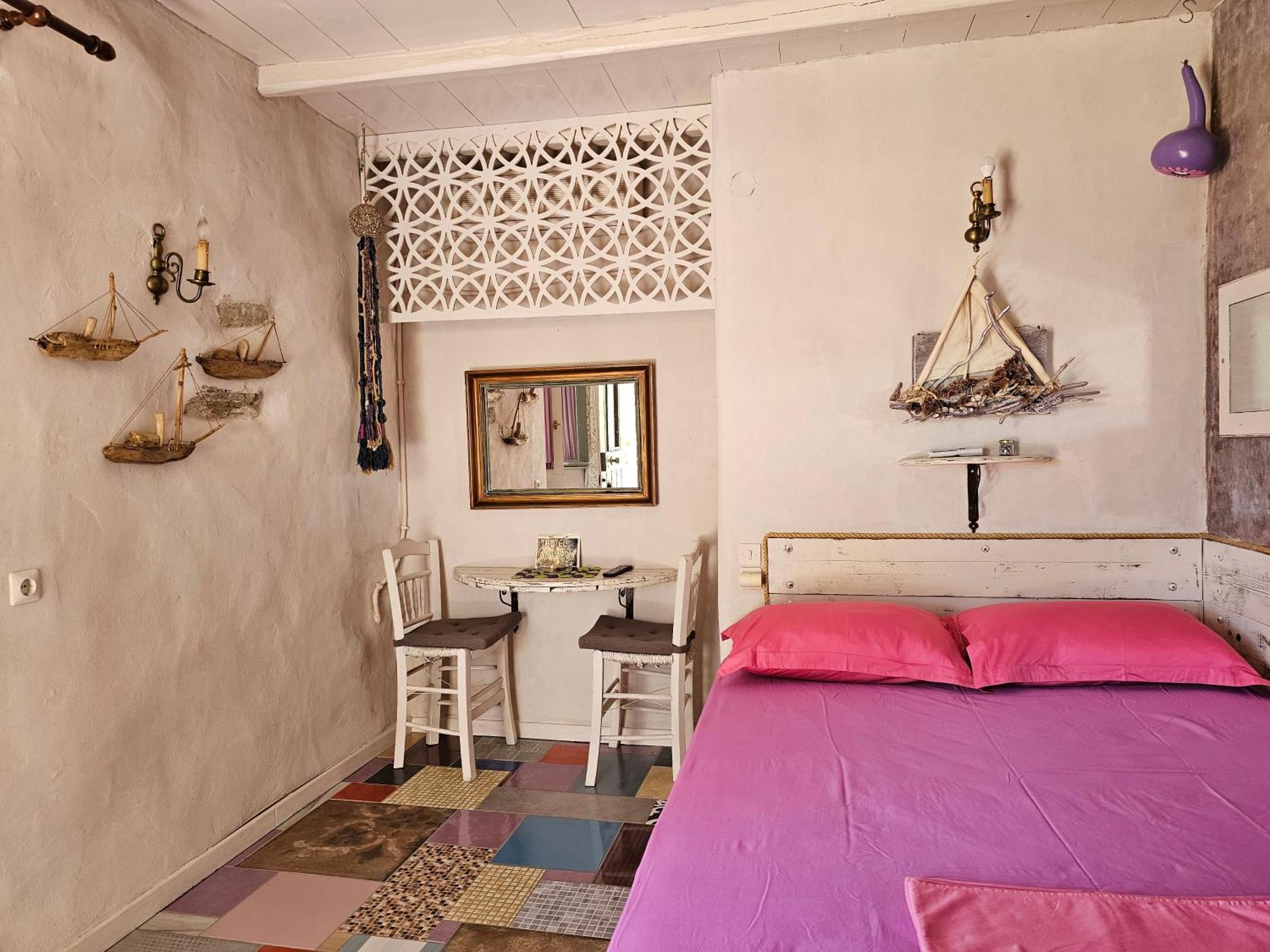 Anthippi (Adults Only) Aparthotel Parikia  Exterior photo