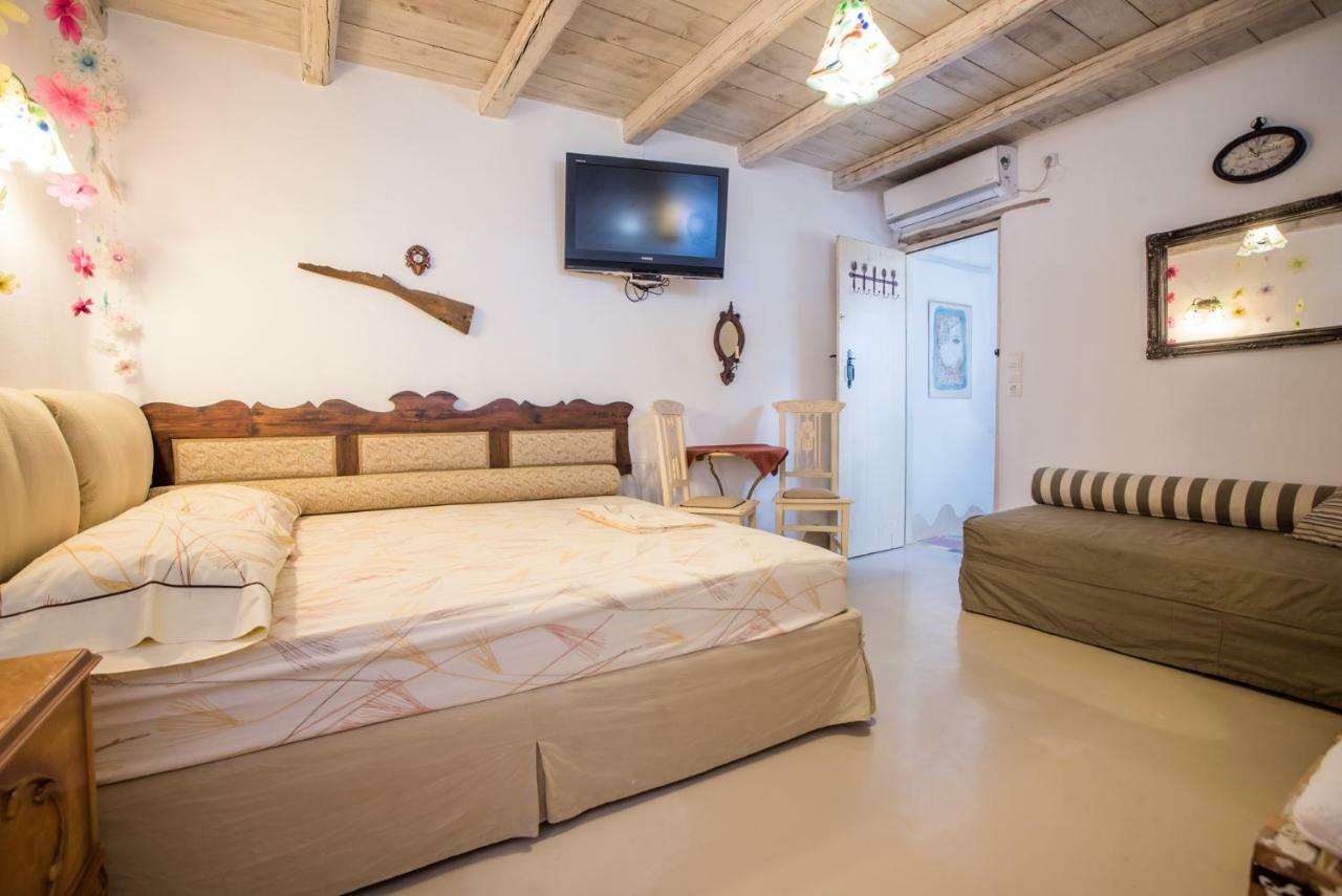 Anthippi (Adults Only) Aparthotel Parikia  Exterior photo